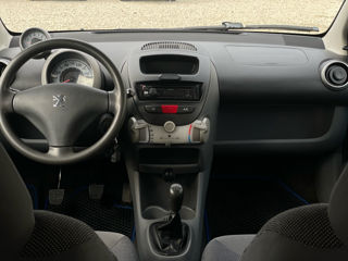 Peugeot 107 foto 10