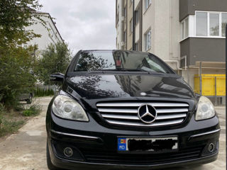 Mercedes B-Class foto 3