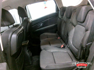 Renault Grand Scenic foto 9