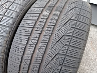 305 30 R21 265 35 R21 Pirelli iarna foto 4