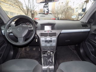 Opel Astra foto 1