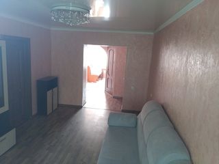 Apartament 3 odăi centrul orașului reparație nouă, mobilat - 43000 Euro, sau chirie 200 euro lunar. foto 7