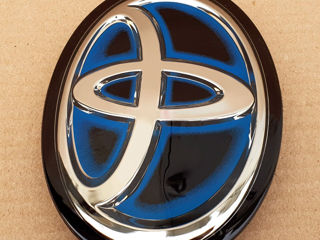 Toyota camry, avalon, highlander, seinna,prius,corolla,rav 4 emblem front radar foto 4