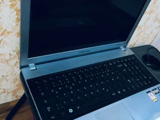 Laptop Samsung NP-RV515- pentru piese