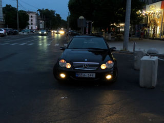 Mercedes C-Class Coupe foto 4