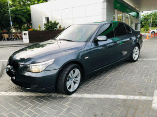 BMW 5 Series foto 10