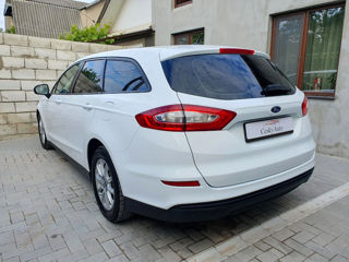 Ford Mondeo foto 3