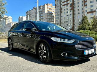 Ford Mondeo foto 8