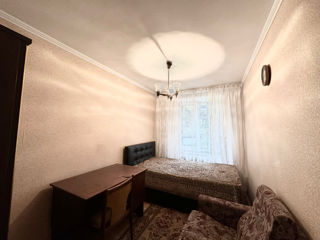 Apartament cu 2 camere, 70 m², Botanica, Chișinău foto 2