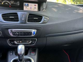 Renault Grand Scenic foto 8