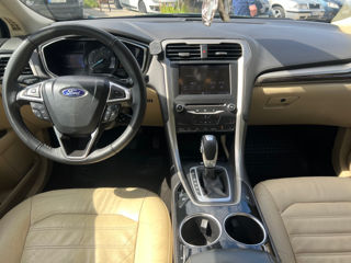 Ford Fusion foto 7