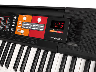 Yamaha PSR-F51 - Sintetizator portabil cu aranjor, 61 clape, 120 de voci și 114 ritmuri foto 4