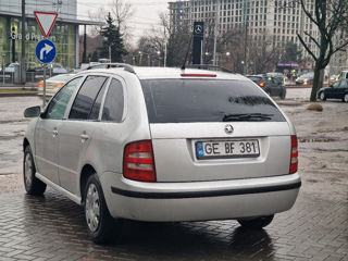 Skoda Fabia foto 4