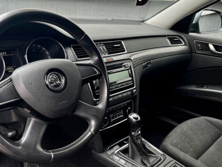 Skoda Superb foto 5