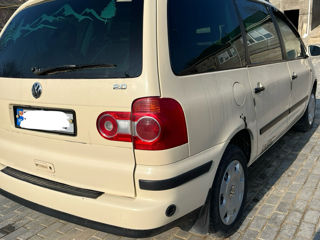 Volkswagen Sharan foto 3