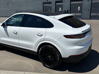 Porsche Cayenne Coupe foto 2