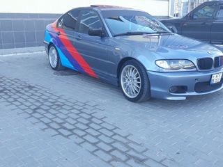 BMW 3 Series foto 6