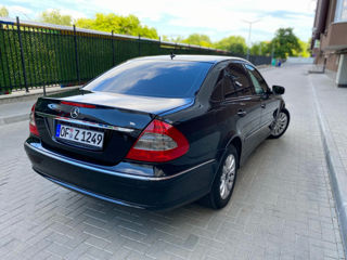 Mercedes E-Class foto 3