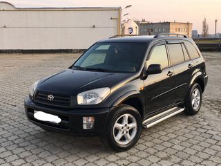 Toyota Rav 4 foto 1