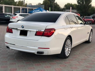 BMW 7 Series foto 4