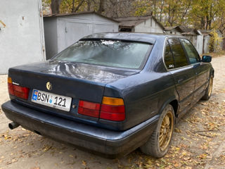 BMW 5 Series foto 5