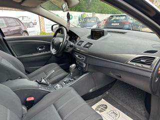 Renault Megane foto 15