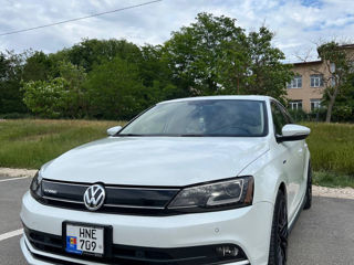 Volkswagen Jetta foto 2