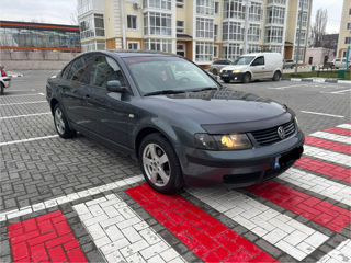 Volkswagen Passat foto 2