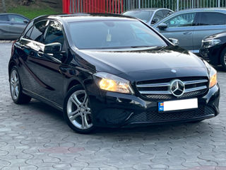 Mercedes B-Class foto 1