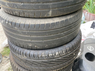 R19 235/55 Dunlop foto 2