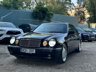 Mercedes E-Class foto 3