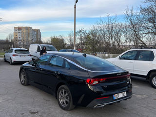 KIA K5 фото 8