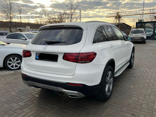 Mercedes GLC foto 4