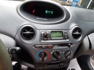 Toyota Yaris foto 7