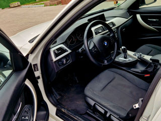 BMW 3 Series Touring foto 7