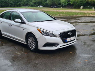 Hyundai Sonata foto 1