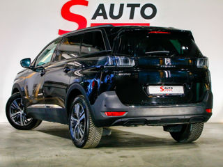 Peugeot 5008 foto 4