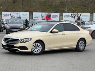 Mercedes E-Class foto 3