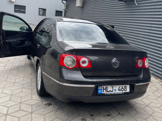 Volkswagen Passat foto 2