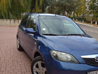 Mazda 2 foto 3