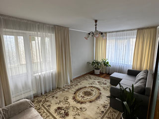 Apartament cu 3 camere, 72 m², Botanica, Chișinău