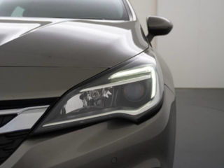 Opel Astra foto 1
