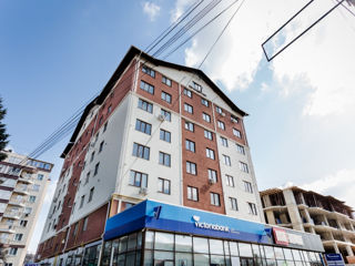 3-х комнатная квартира, 133 м², Центр, Яловены