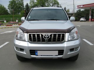 Toyota Land Cruiser Prado foto 2