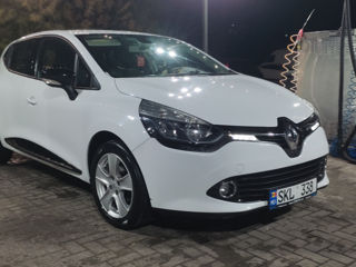 Renault Clio foto 2