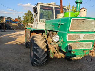 Tractor T 150k foto 2