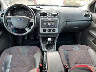 Ford Focus foto 6