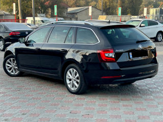 Skoda Octavia foto 3