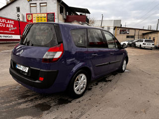 Renault Grand Scenic foto 9