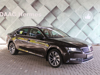 Skoda Superb foto 3